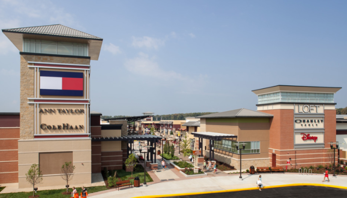 BREAKING! Shots Fired at Chesterfield Premium Outlet Mall!
