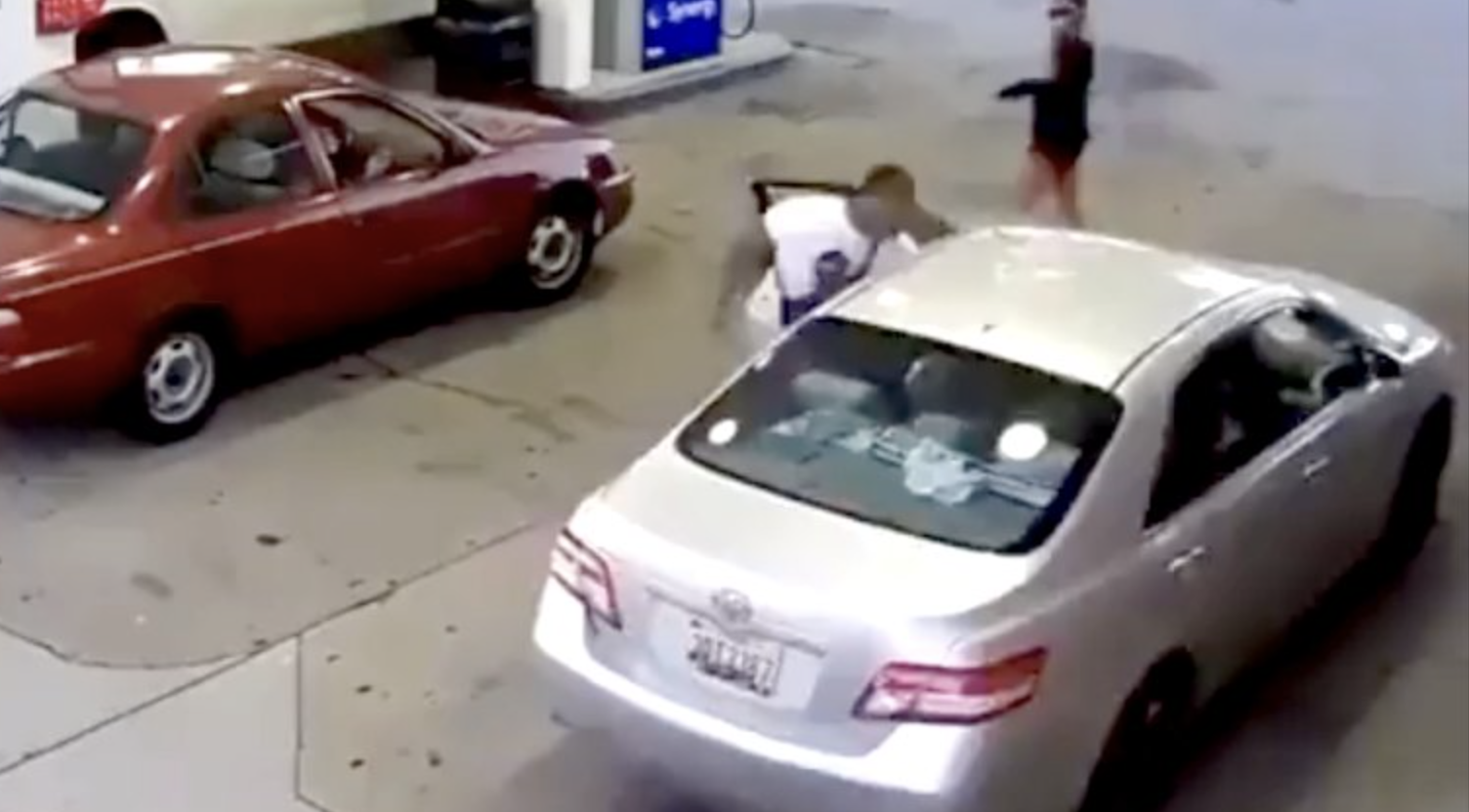 Watch What Happens When a Man Tries to Attack a Woman at the Gas Station….